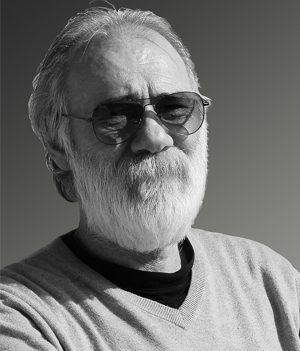 CCR, mizerabilă precum clasa politică – a fost ”portocalie”, acum e ”roșie”. Totuși, deciziile ei trebuie respectate! CCR, mizerabilă precum clasa politică – a fost ”portocalie”, acum e ”roșie”. Totuși, deciziile ei trebuie respectate!