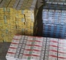 44.000 de ţigarete nemarcate legal, confiscate de poliţiştii din Beiuș