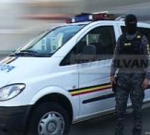 Percheziții efectuate de polițiștii bihoreni în București, Ilfov, Botoșani și Ialomița, la persoane bănuite de înșelăciuni prin metoda „Accidentul”