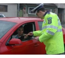 Ziua de 1 Martie, sărbătorită de poliţiştii bihoreni în trafic