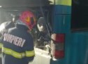 Incendiu la un autobuz aflat în mers, pe strada Avram Iancu din Oradea
