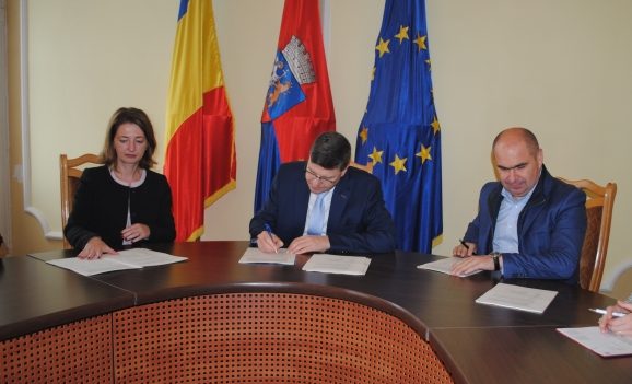 Oradea: S-a semnat contractul de împrumut cu Banca Europeană de Investiții, cu o valoare de 21 milioane euro