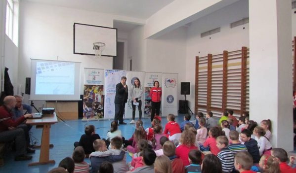 Proiectul “Campionii României în școală, liceu și universitate“ se derulează și în Oradea