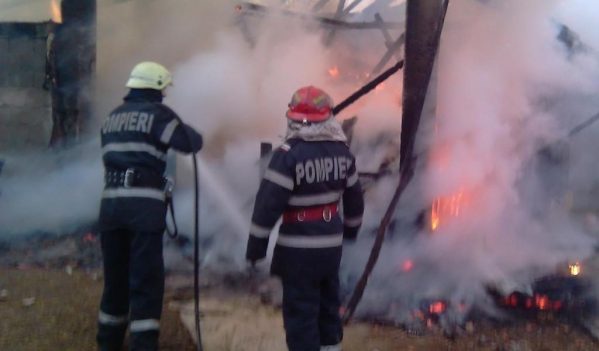 Incendiu pe strada Vântului din Oradea