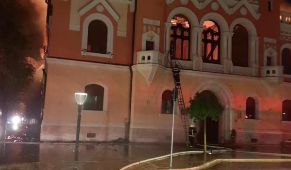 Incendiu produs la Palatul Episcopal Greco-Catolic din Oradea