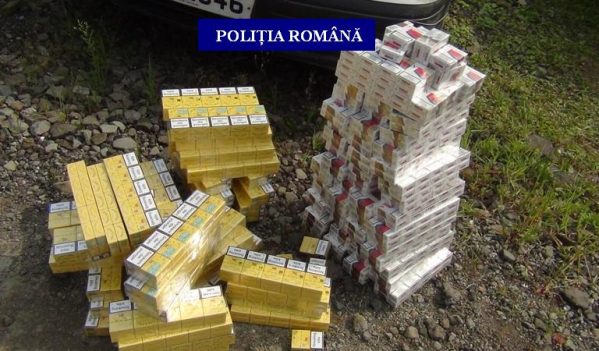 2.040 de țigarete de contrabandă, confiscate de polițiștii bihoreni de la două femei
