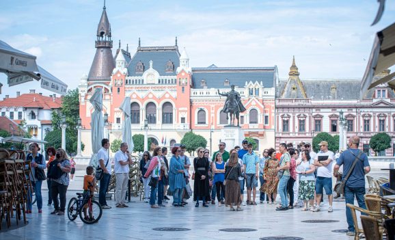 Visit Oradea oferă tururi ghidate gratuite turiștilor și orădenilor interesați, în perioada august-septembrie